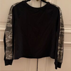 Monrow Camo Sleeve Sweatshirt